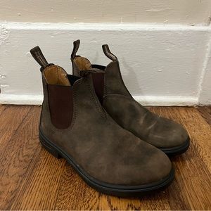 Blundstone #565 Rustic Brown Leather Chelsea Boots